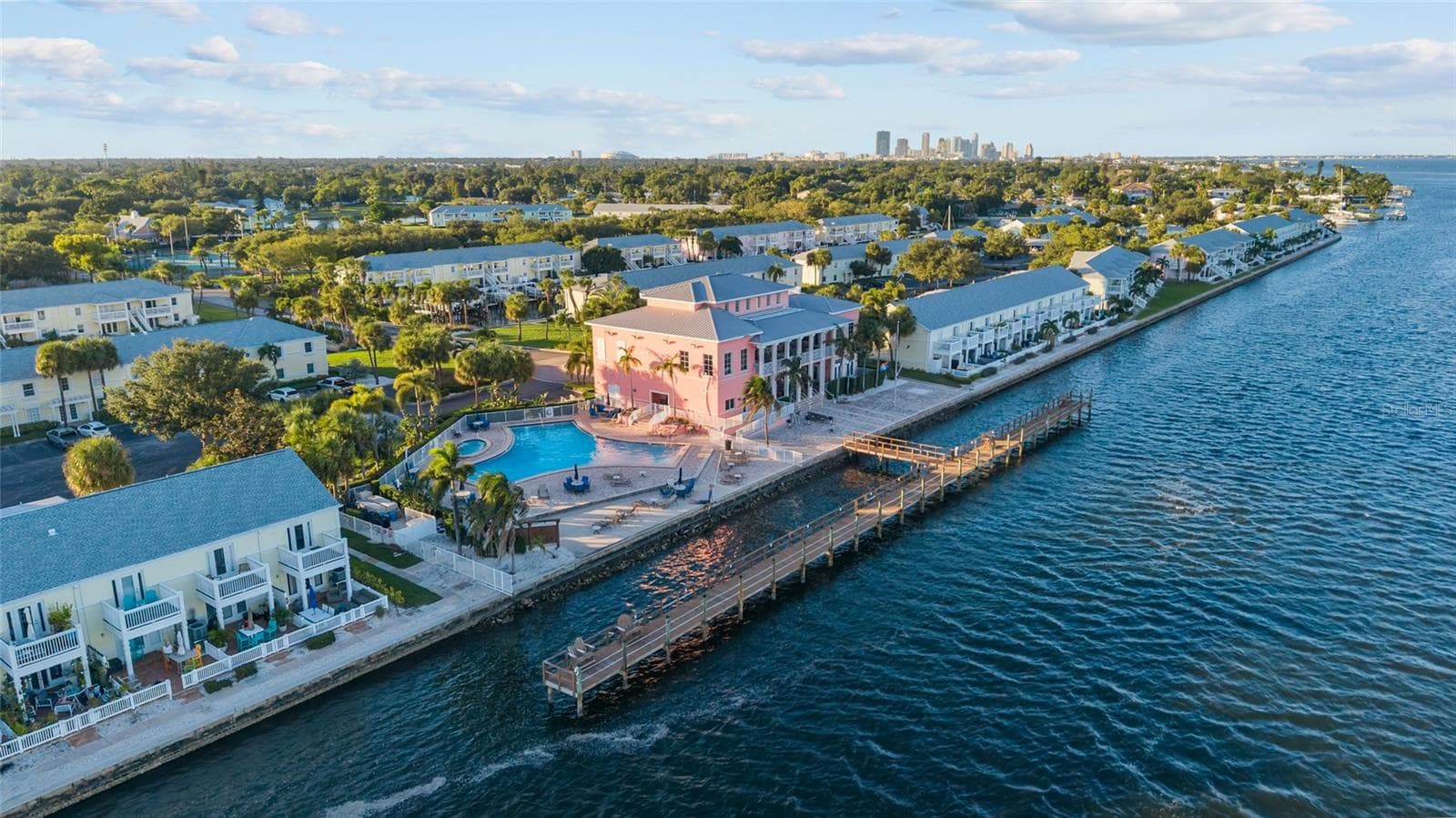 Condominium at 5202 BEACH DR SE #D, ST PETERSBURG, photo 61 of 76