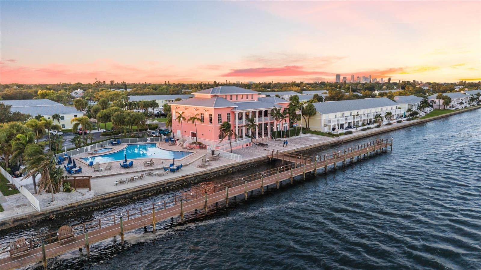 Condominium at 5202 BEACH DR SE #D, ST PETERSBURG, photo 63 of 76