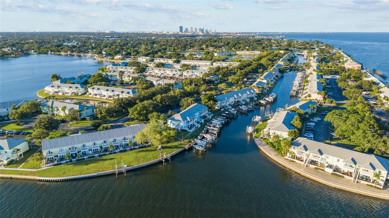 Condominium at 5202 BEACH DR SE #D, ST PETERSBURG, photo 64 of 76