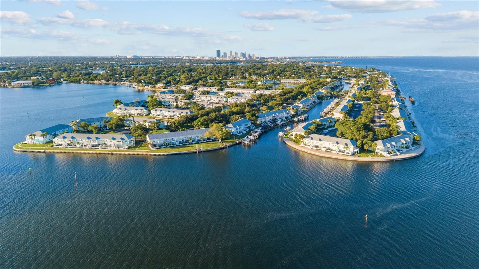 Condominium at 5202 BEACH DR SE #D, ST PETERSBURG, photo 71 of 76