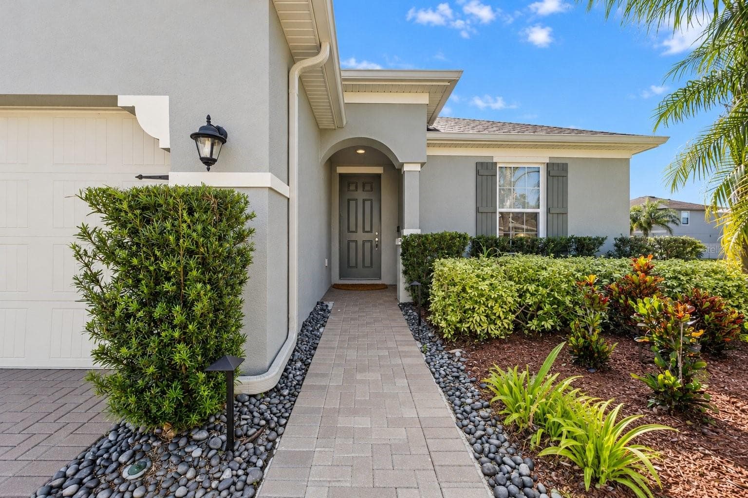 Single Family Residence at 18922 ROSEATE DR, LUTZ, photo 5 of 44