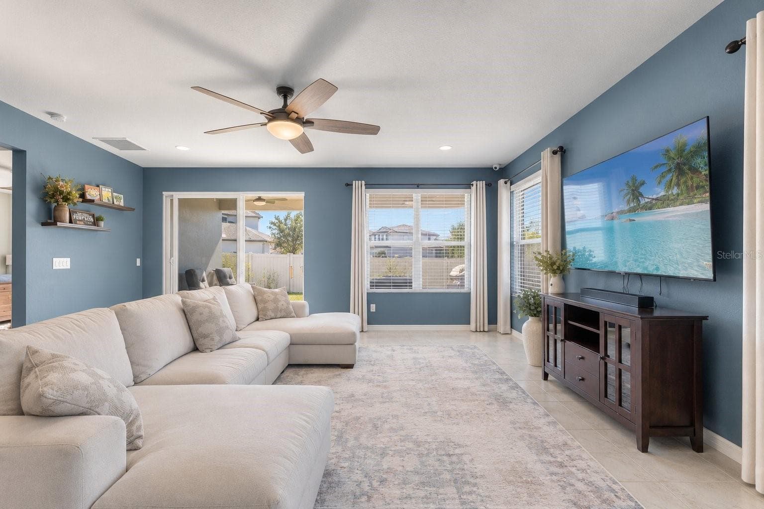 Single Family Residence at 18922 ROSEATE DR, LUTZ, photo 16 of 44