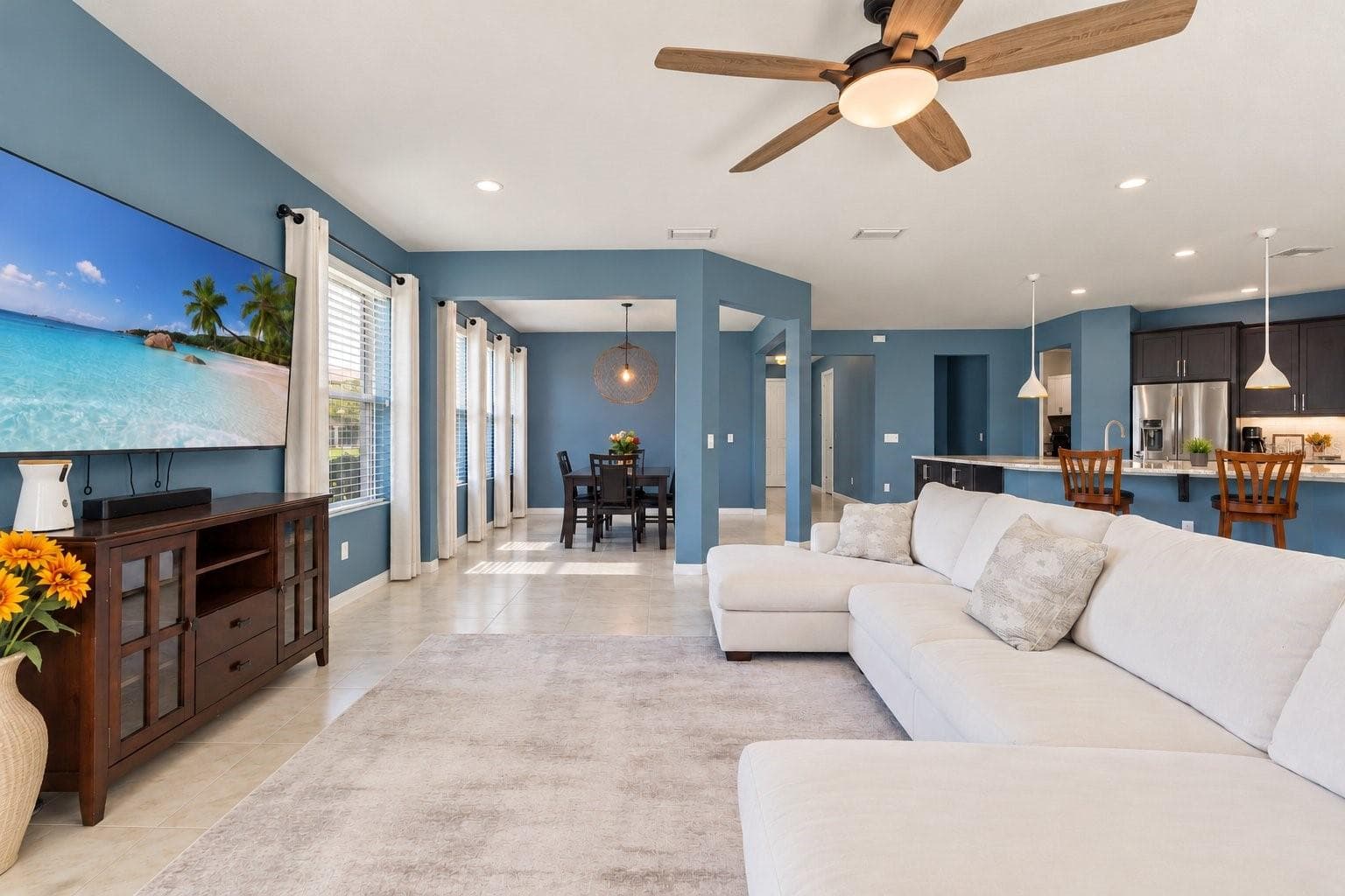 Single Family Residence at 18922 ROSEATE DR, LUTZ, photo 19 of 44
