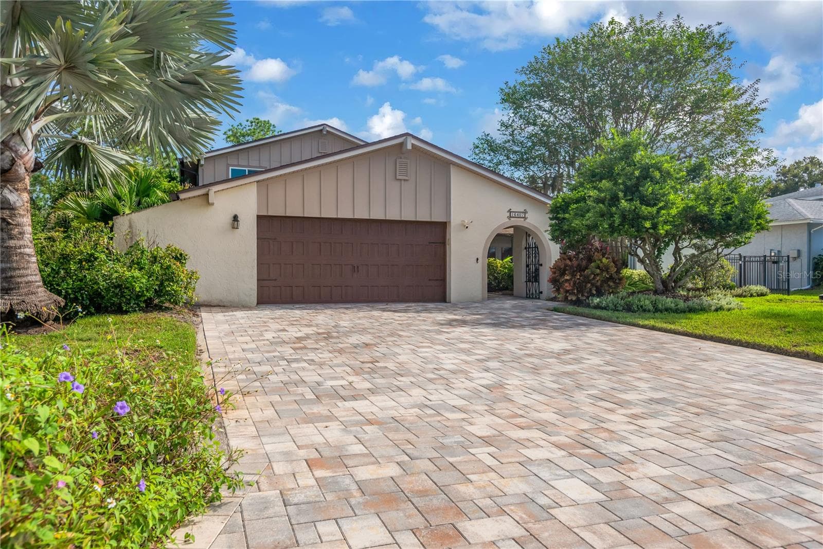 16407 W COURSE DR