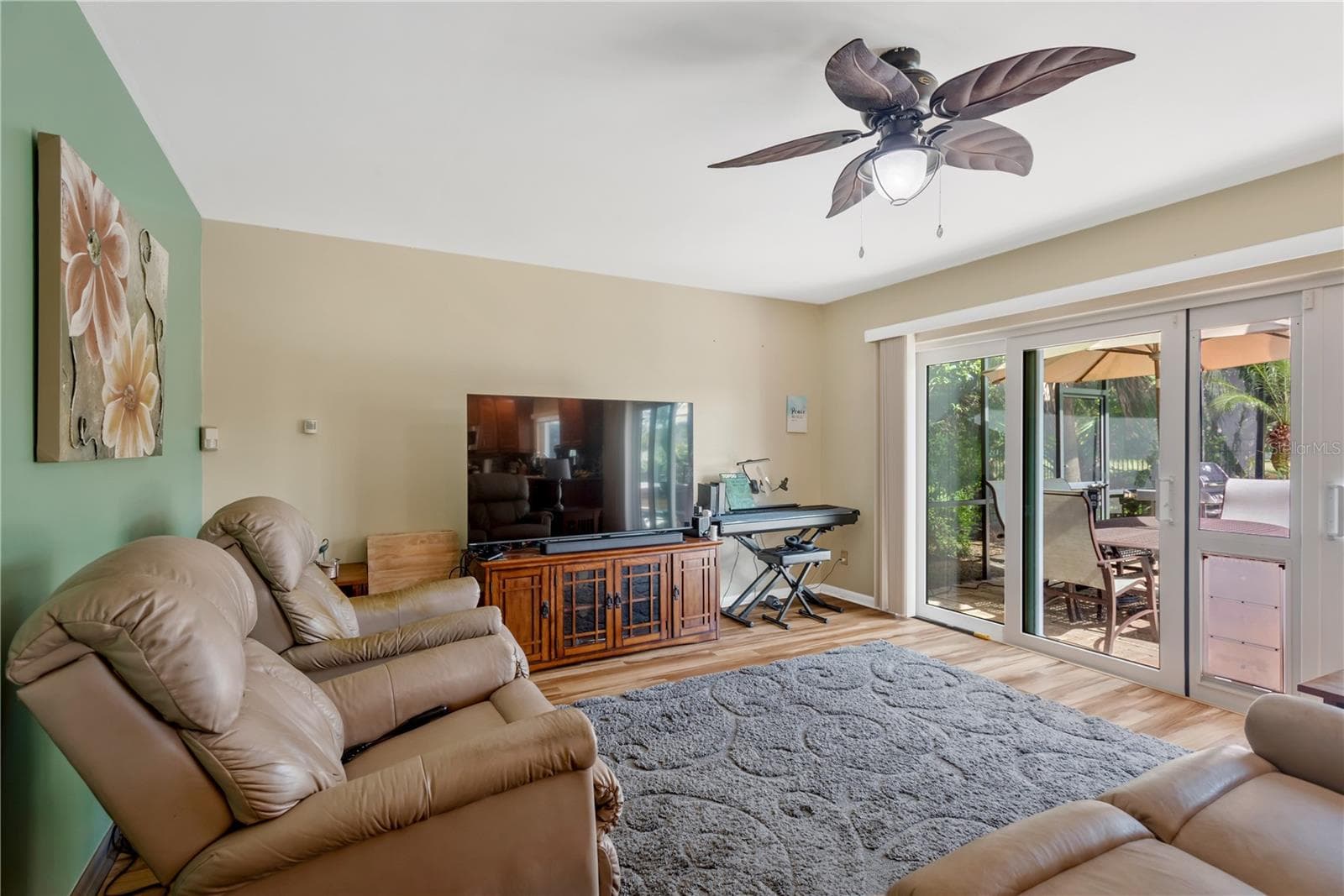 Family room - 16407 W COURSE DR, TAMPA