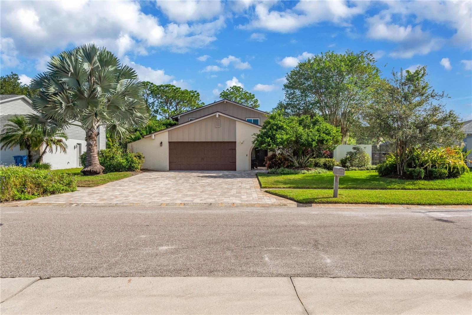 Front of the home - 16407 W COURSE DR, TAMPA