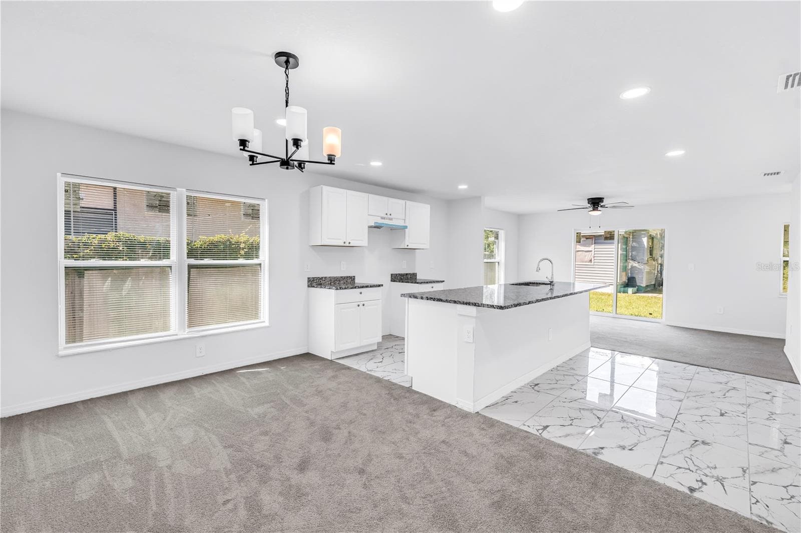 Single Family Residence at 835 QUEENSBORO AVE S, ST PETERSBURG, photo 17 of 33