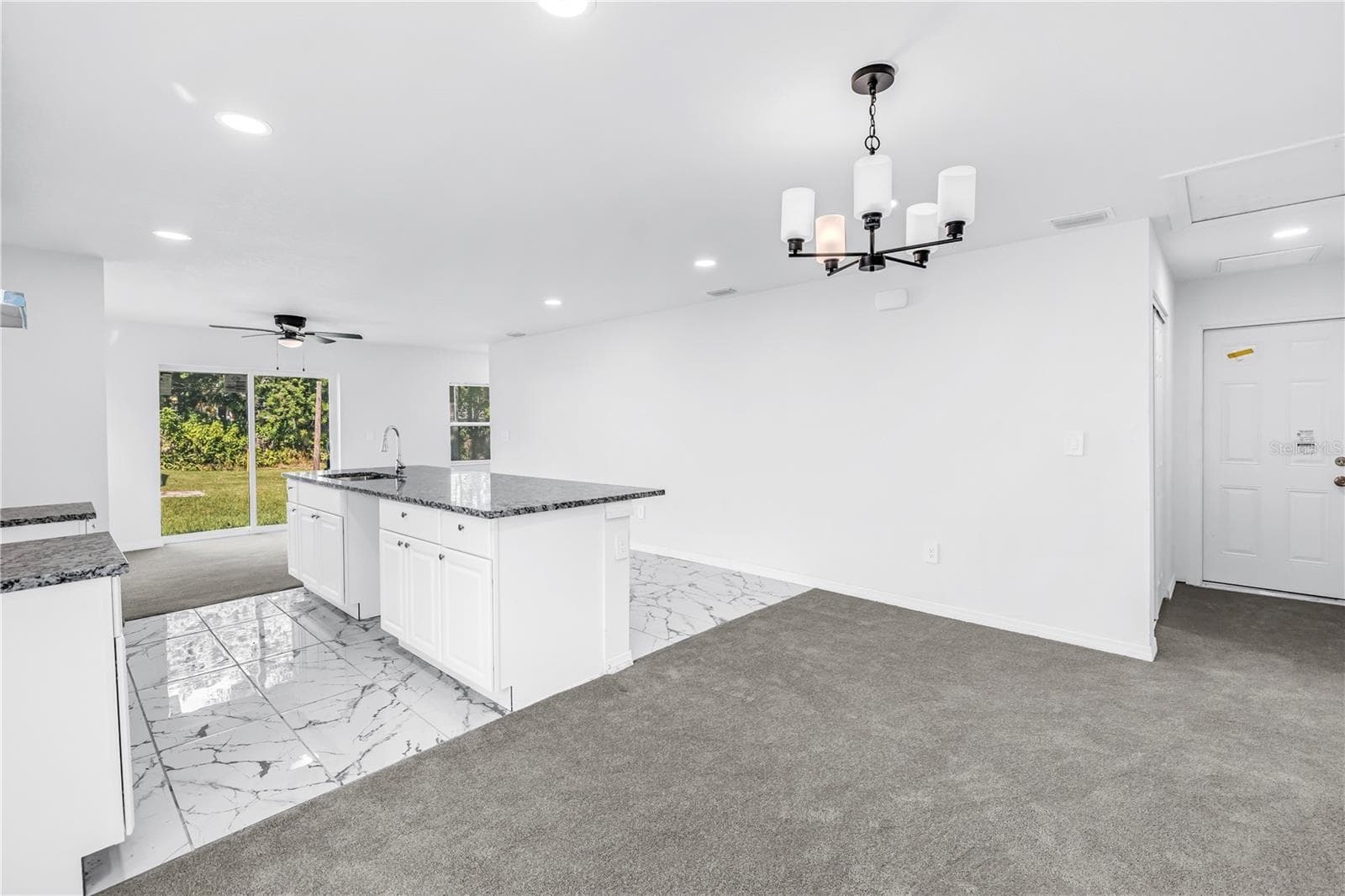 Single Family Residence at 835 QUEENSBORO AVE S, ST PETERSBURG, photo 18 of 33