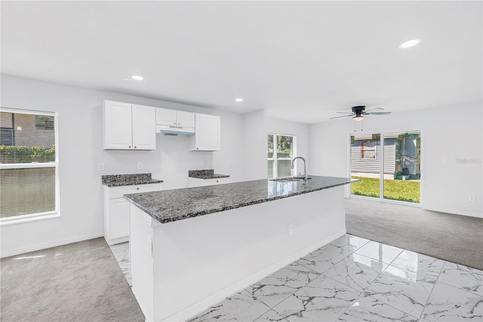 Single Family Residence at 835 QUEENSBORO AVE S, ST PETERSBURG, photo 20 of 33