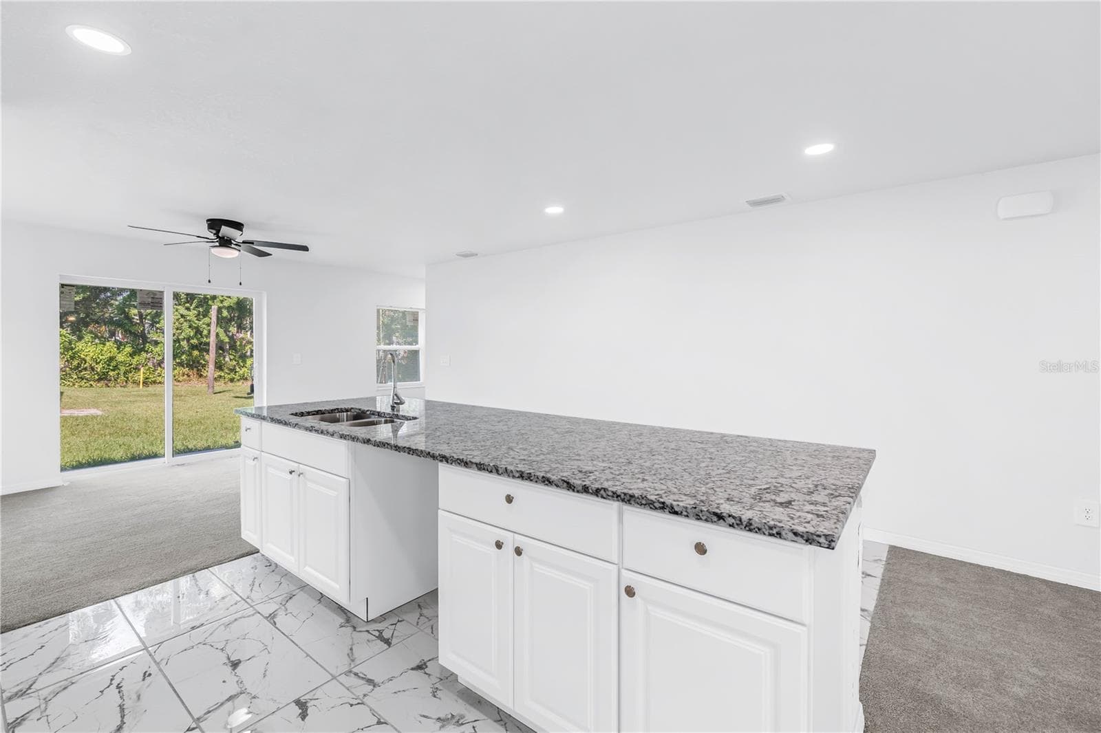 Single Family Residence at 835 QUEENSBORO AVE S, ST PETERSBURG, photo 23 of 33
