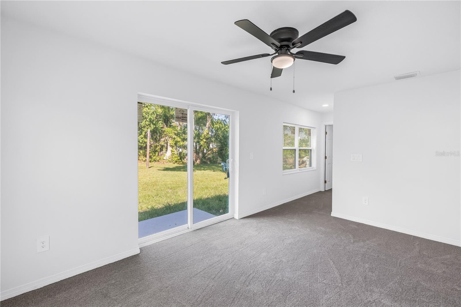 Single Family Residence at 835 QUEENSBORO AVE S, ST PETERSBURG, photo 26 of 33