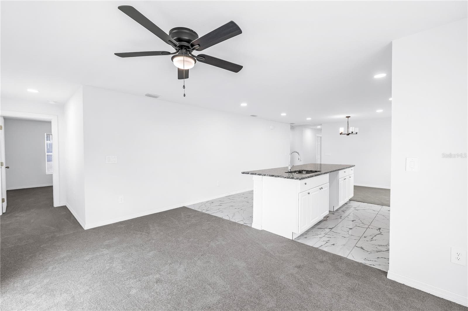 Single Family Residence at 835 QUEENSBORO AVE S, ST PETERSBURG, photo 27 of 33