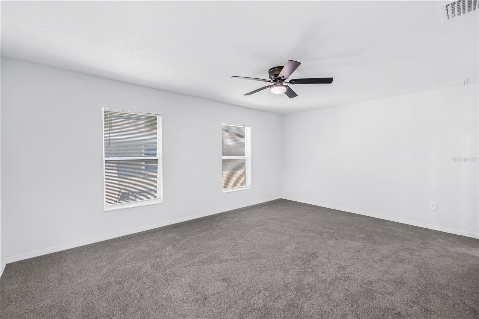 Single Family Residence at 835 QUEENSBORO AVE S, ST PETERSBURG, photo 30 of 33