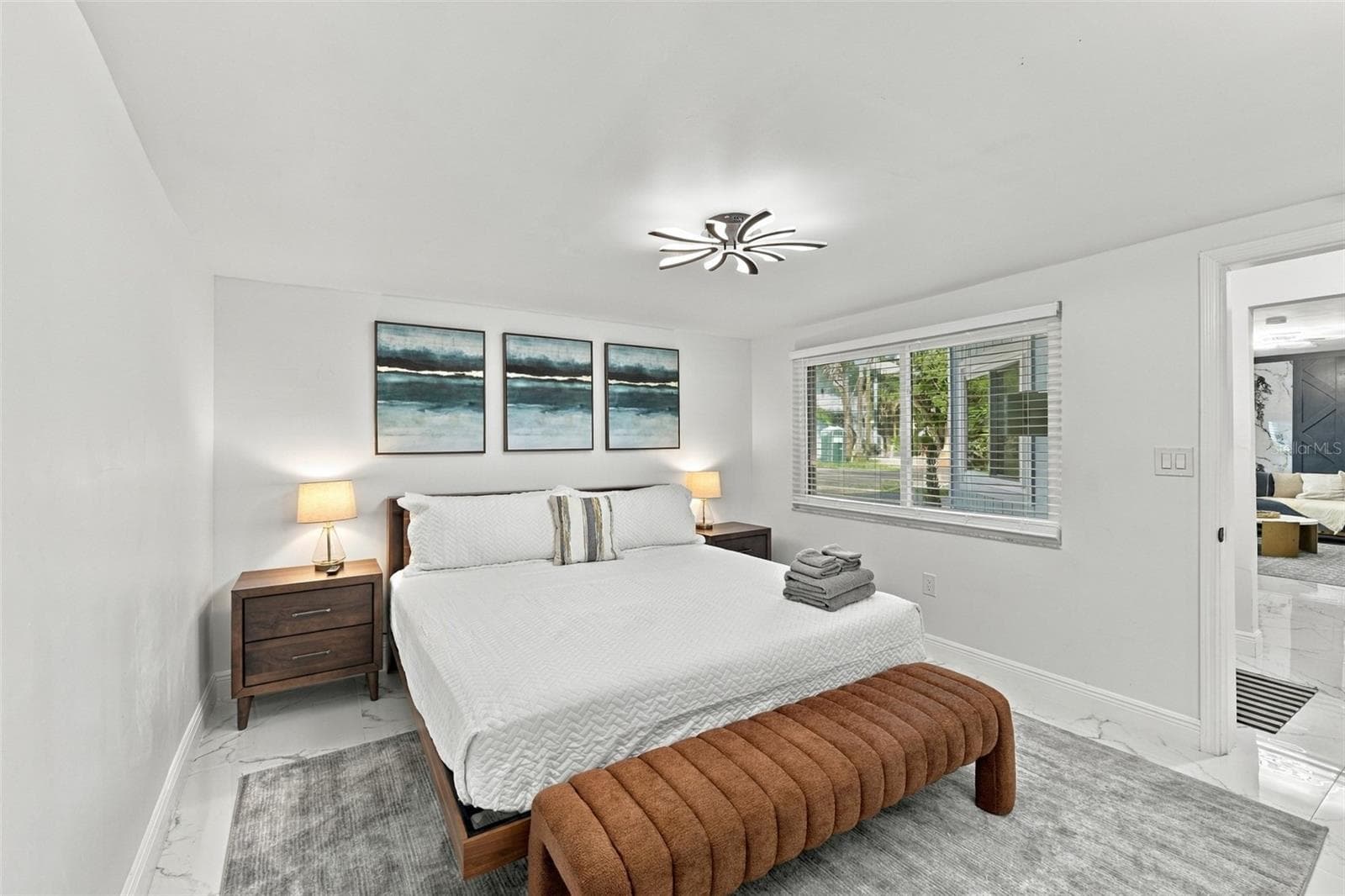 Single Family Residence at 14019 W PARSLEY DR, MADEIRA BEACH, photo 5 of 33