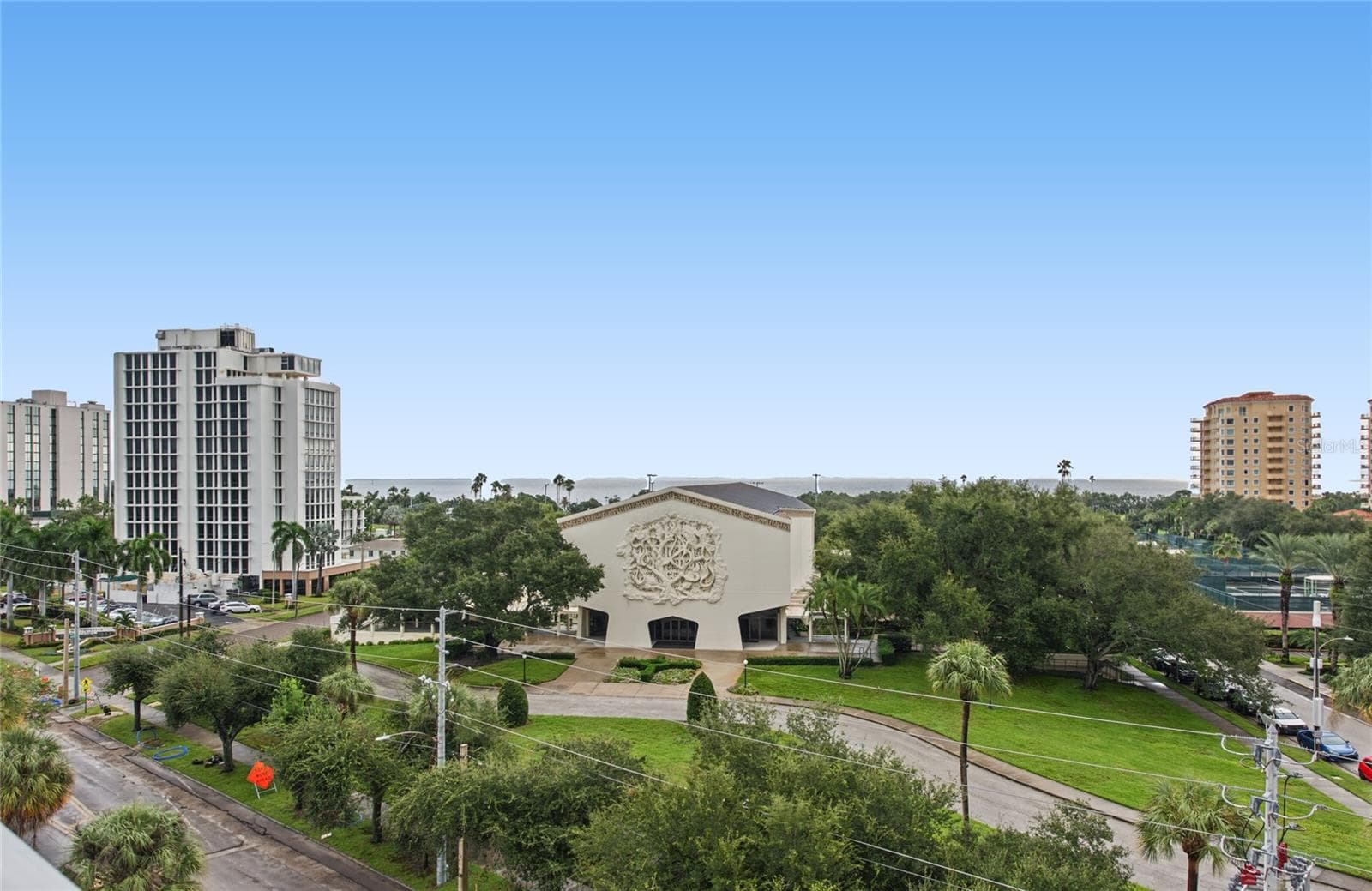 Condominium at 700 BEACH DR NE #701, ST PETERSBURG, photo 31 of 57
