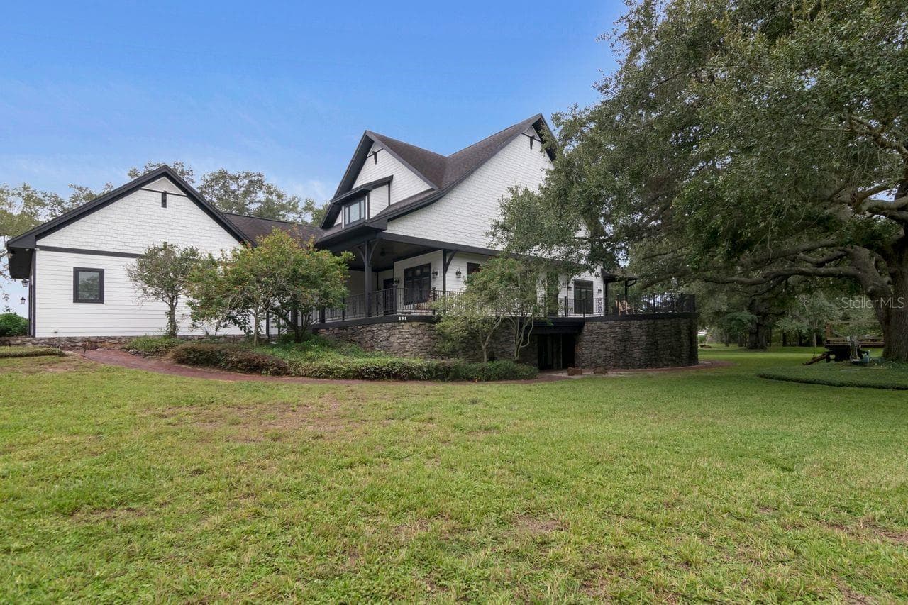 Single Family Residence at 201 OLD OAK LN, PALM HARBOR, photo 15 of 74
