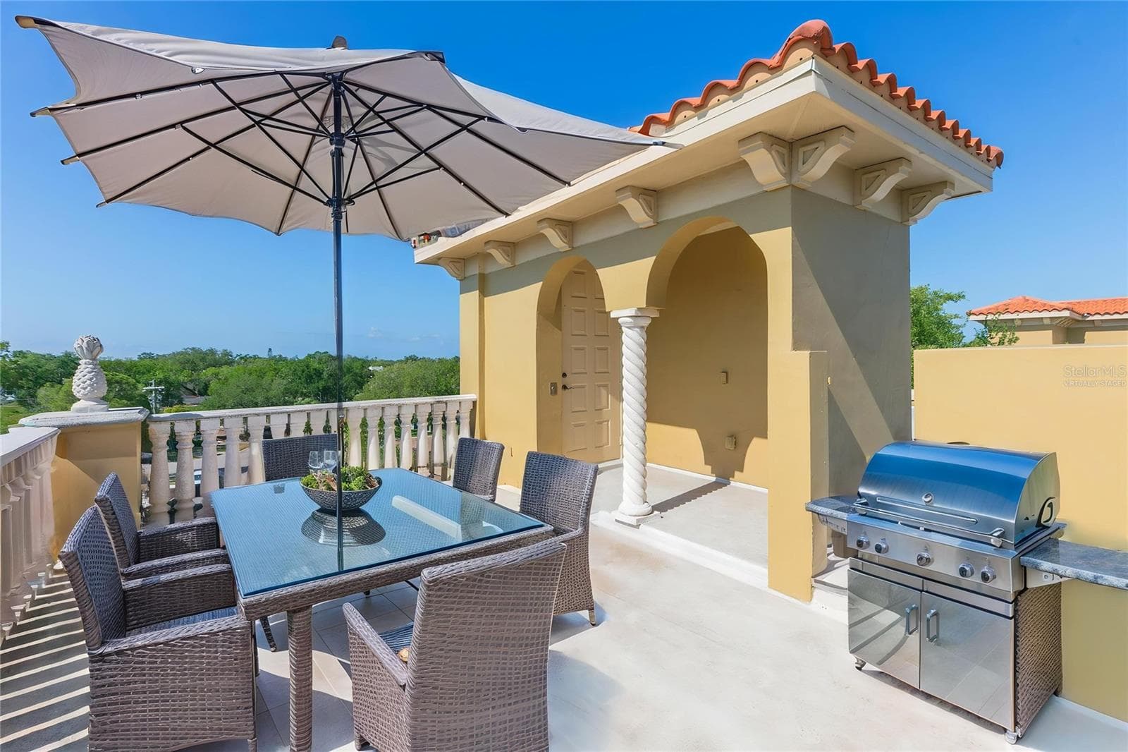Virtually staged; take the elevator to your roof top deck... - 114 E DAVIS BLVD #13, TAMPA