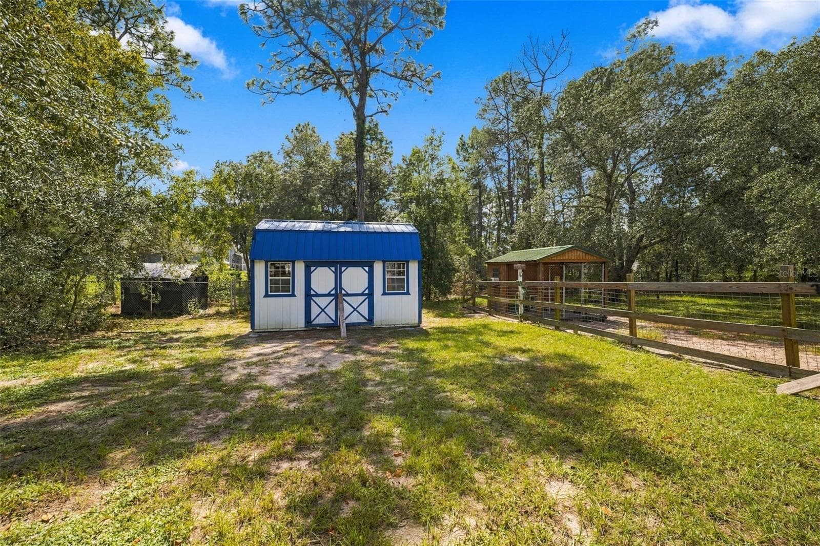 Shed - 10360 GOLDEN AVE, WEEKI WACHEE