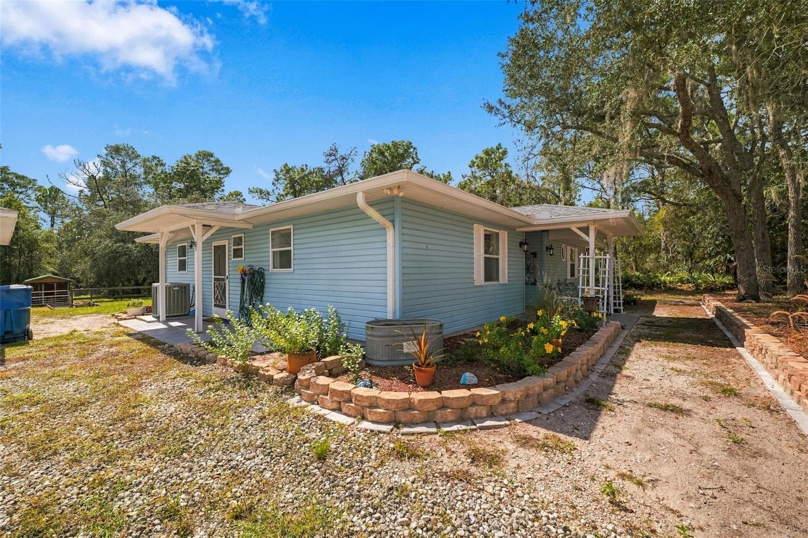 Exterior View - 10360 GOLDEN AVE, WEEKI WACHEE