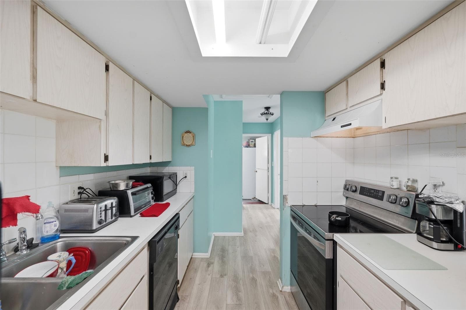 Kitchen - 10360 GOLDEN AVE, WEEKI WACHEE