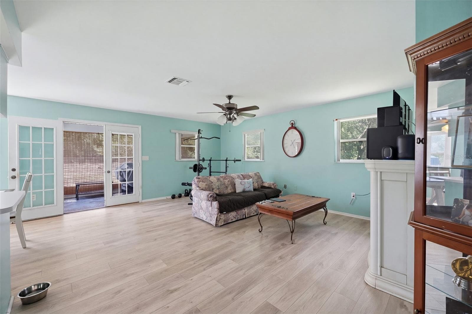 Living Room - 10360 GOLDEN AVE, WEEKI WACHEE