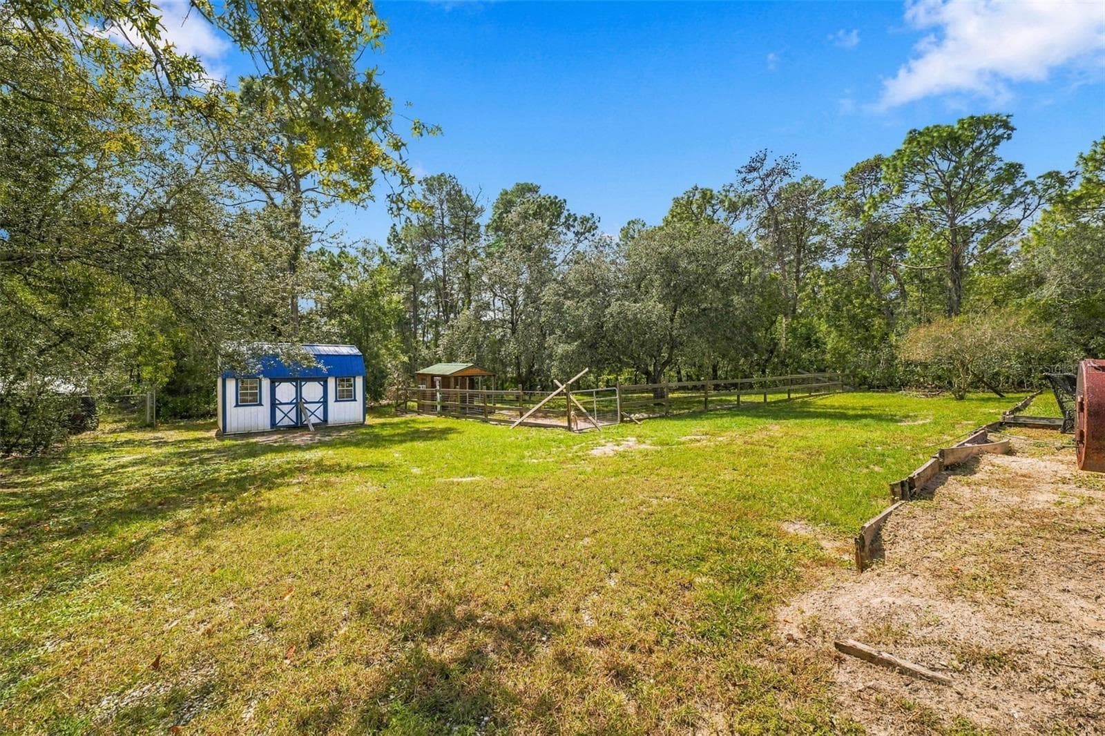 Rear Exterior View - 10360 GOLDEN AVE, WEEKI WACHEE