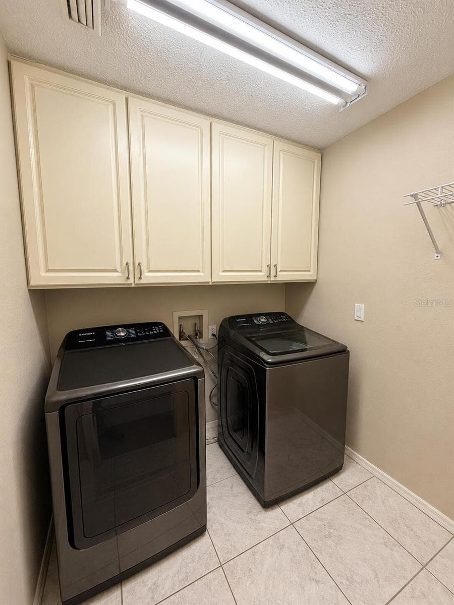 Single Family Residence at 423 WATERSIDE ST, PORT CHARLOTTE, photo 16 of 17