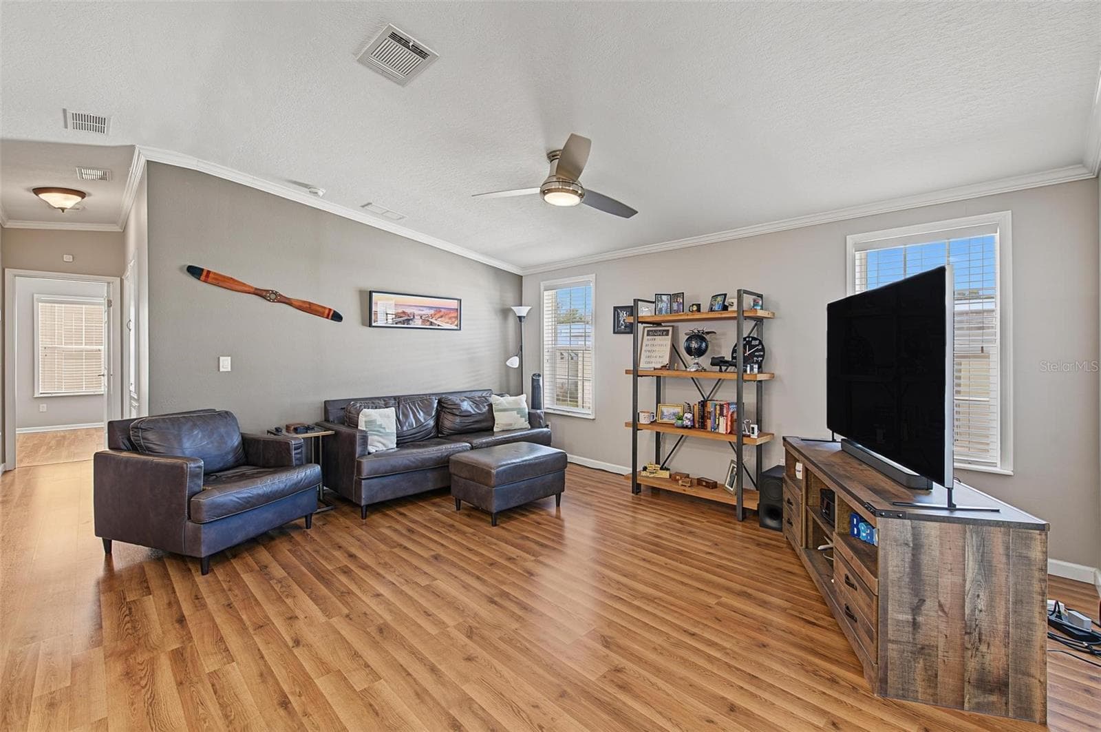 Manufactured Home at 20000 US HIGHWAY 19 N #705, CLEARWATER, photo 21 of 39