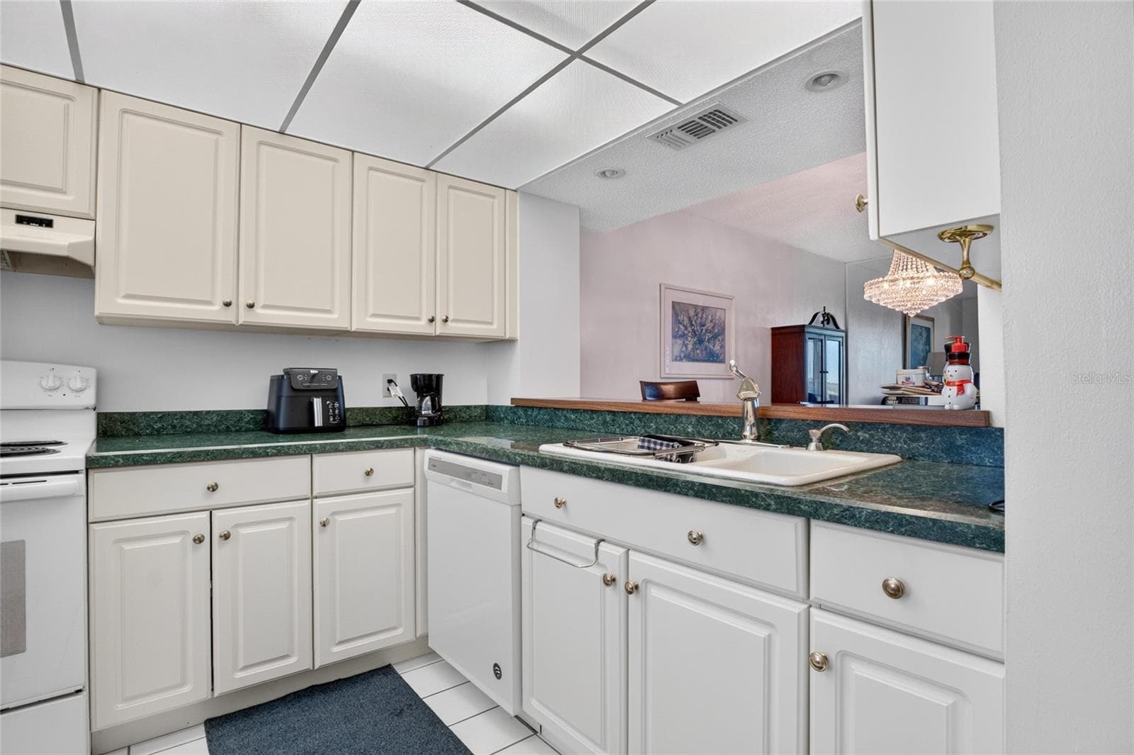 Condominium at 1776 6TH ST NW #702, WINTER HAVEN, photo 7 of 45