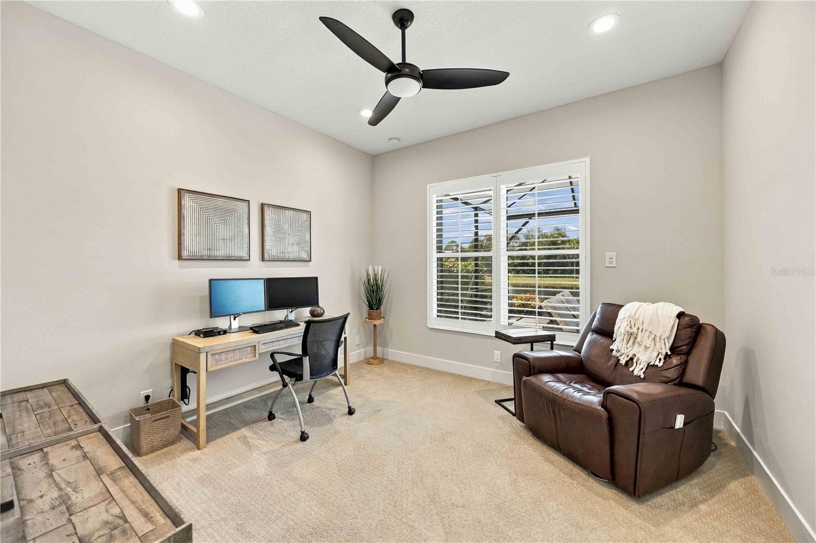 Single Family Residence at 18035 HOME RUN DR, VENICE, photo 40 of 86