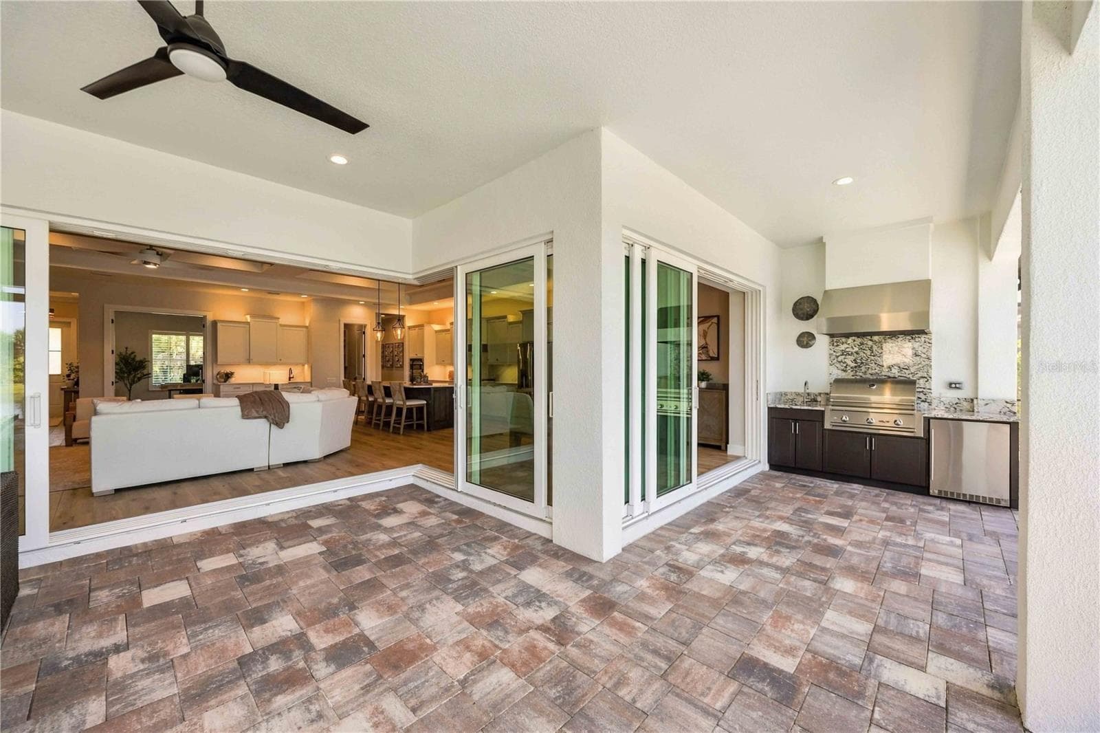 Single Family Residence at 18035 HOME RUN DR, VENICE, photo 51 of 86