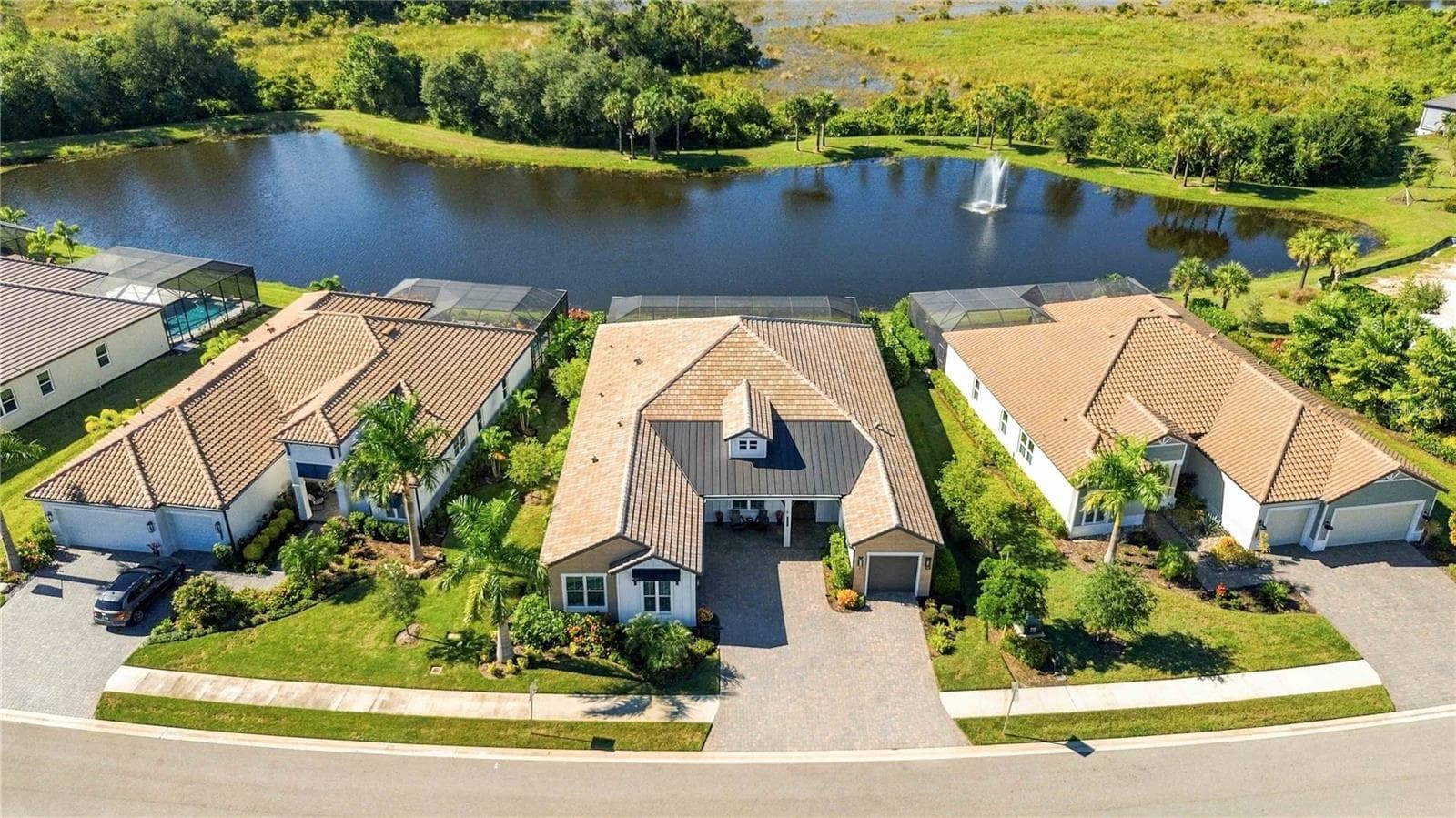 Single Family Residence at 18035 HOME RUN DR, VENICE, photo 61 of 86