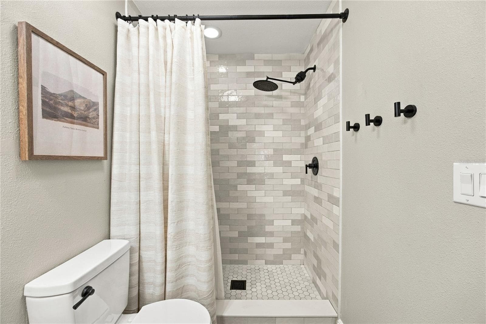 Master Bathroom 2 - 4008 SHORESIDE CIR, TAMPA