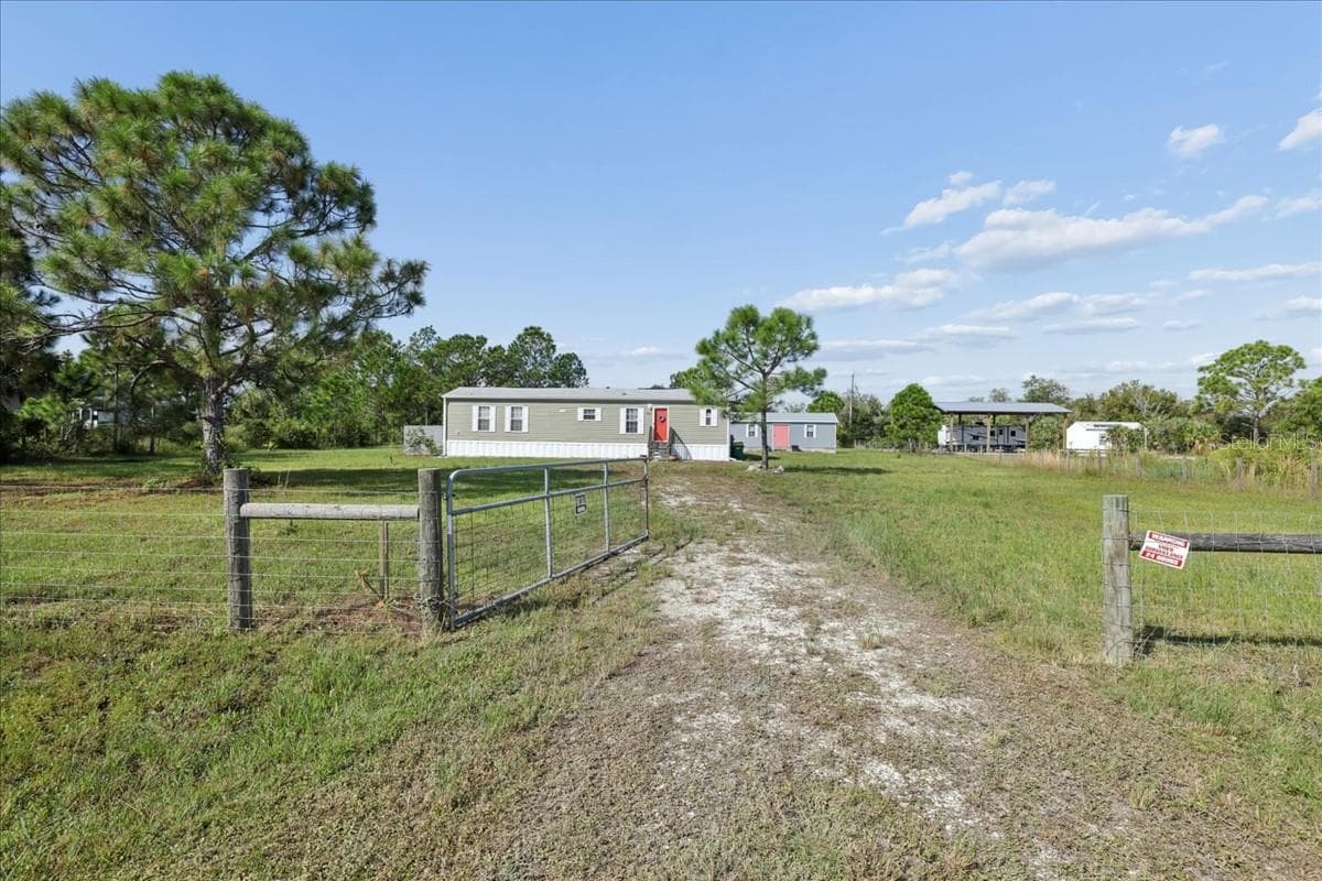 Manufactured Home at 7223 ALFRED BLVD, PUNTA GORDA, photo 27 of 39