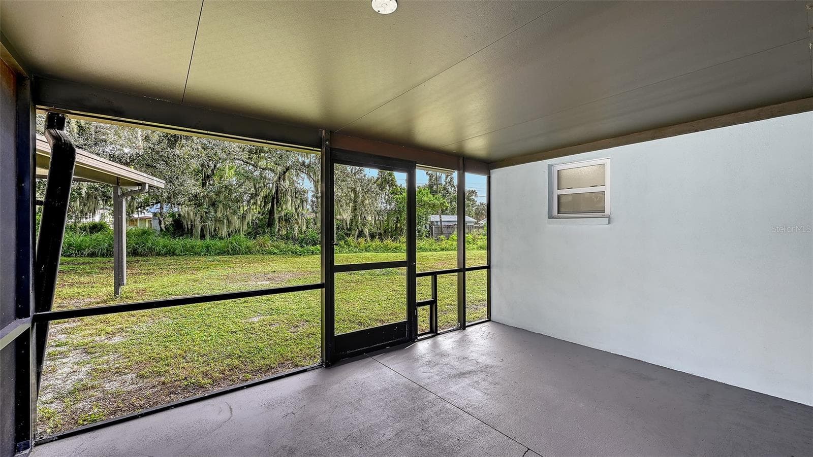 Single Family Residence at 5044 BROOKMEADE DR, SARASOTA, photo 27 of 39