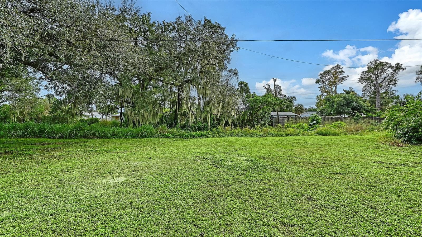 Single Family Residence at 5044 BROOKMEADE DR, SARASOTA, photo 31 of 39