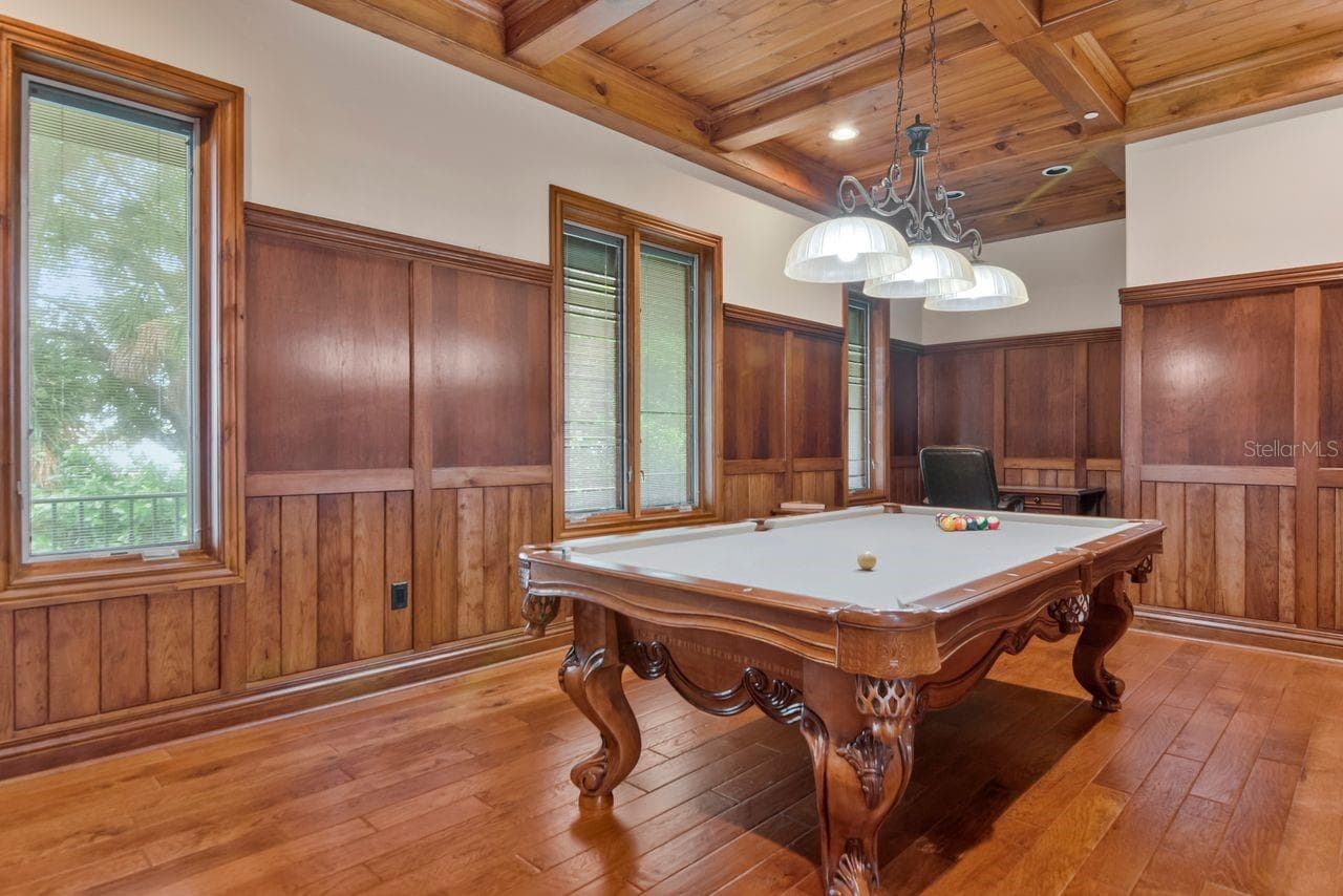Main House - 109 OLD OAK LN, PALM HARBOR
