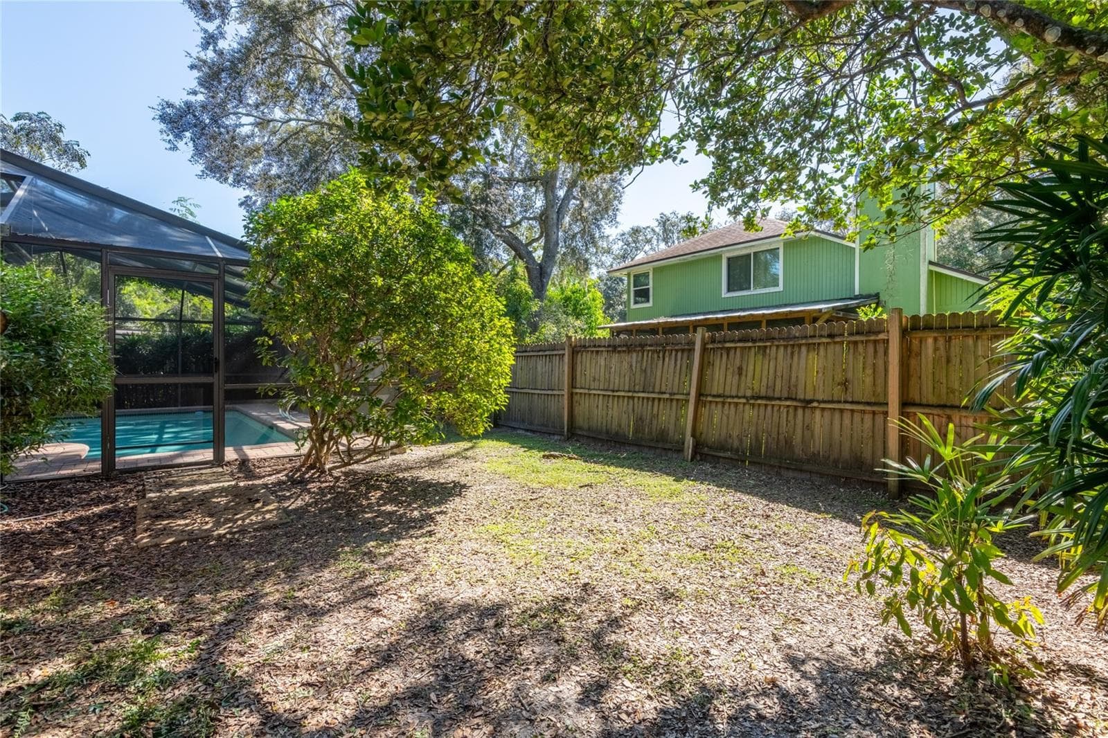 Single Family Residence at 2305 FORREST CREST CIR, LUTZ, photo 8 of 36