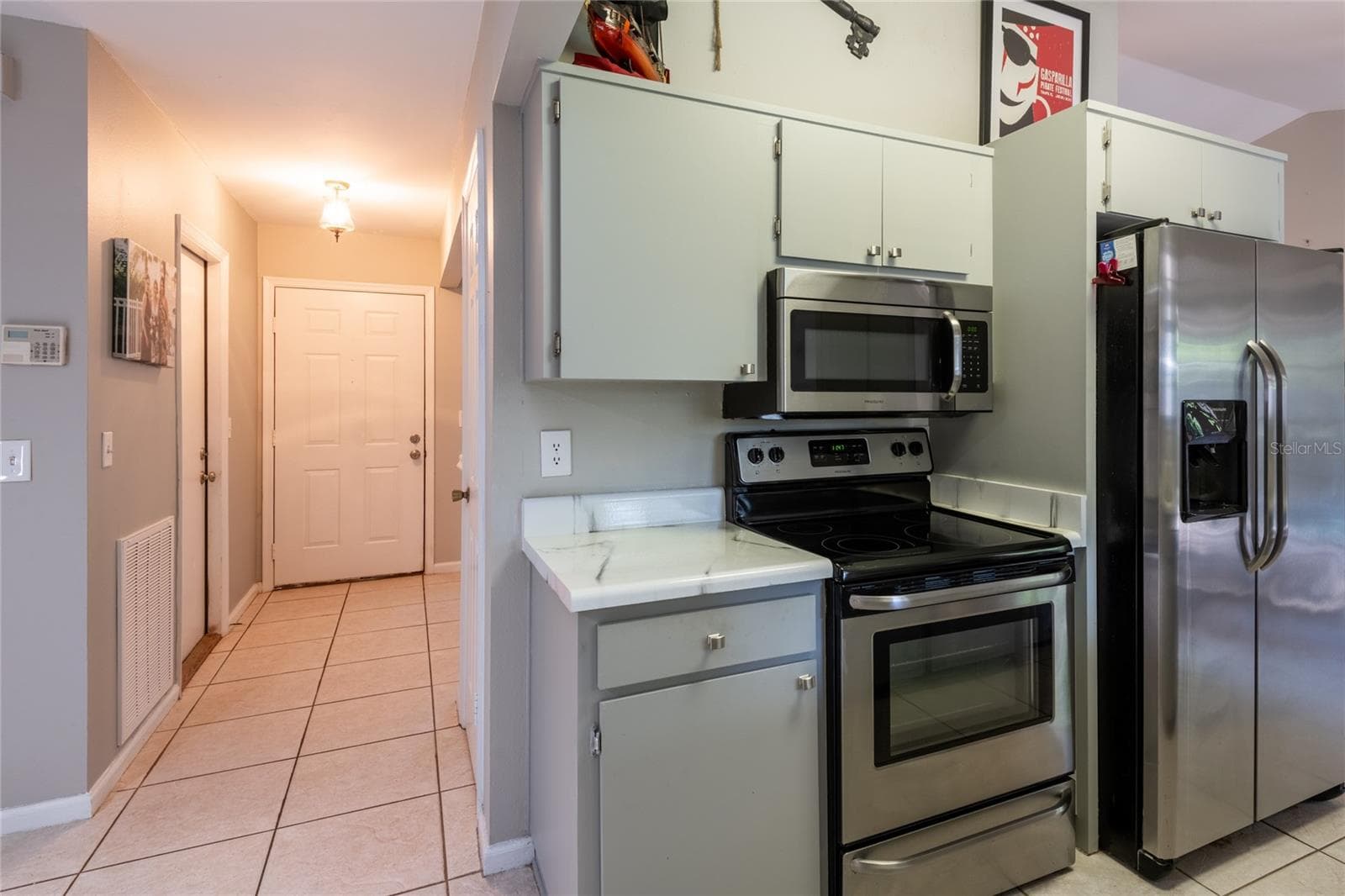 Single Family Residence at 2305 FORREST CREST CIR, LUTZ, photo 19 of 36