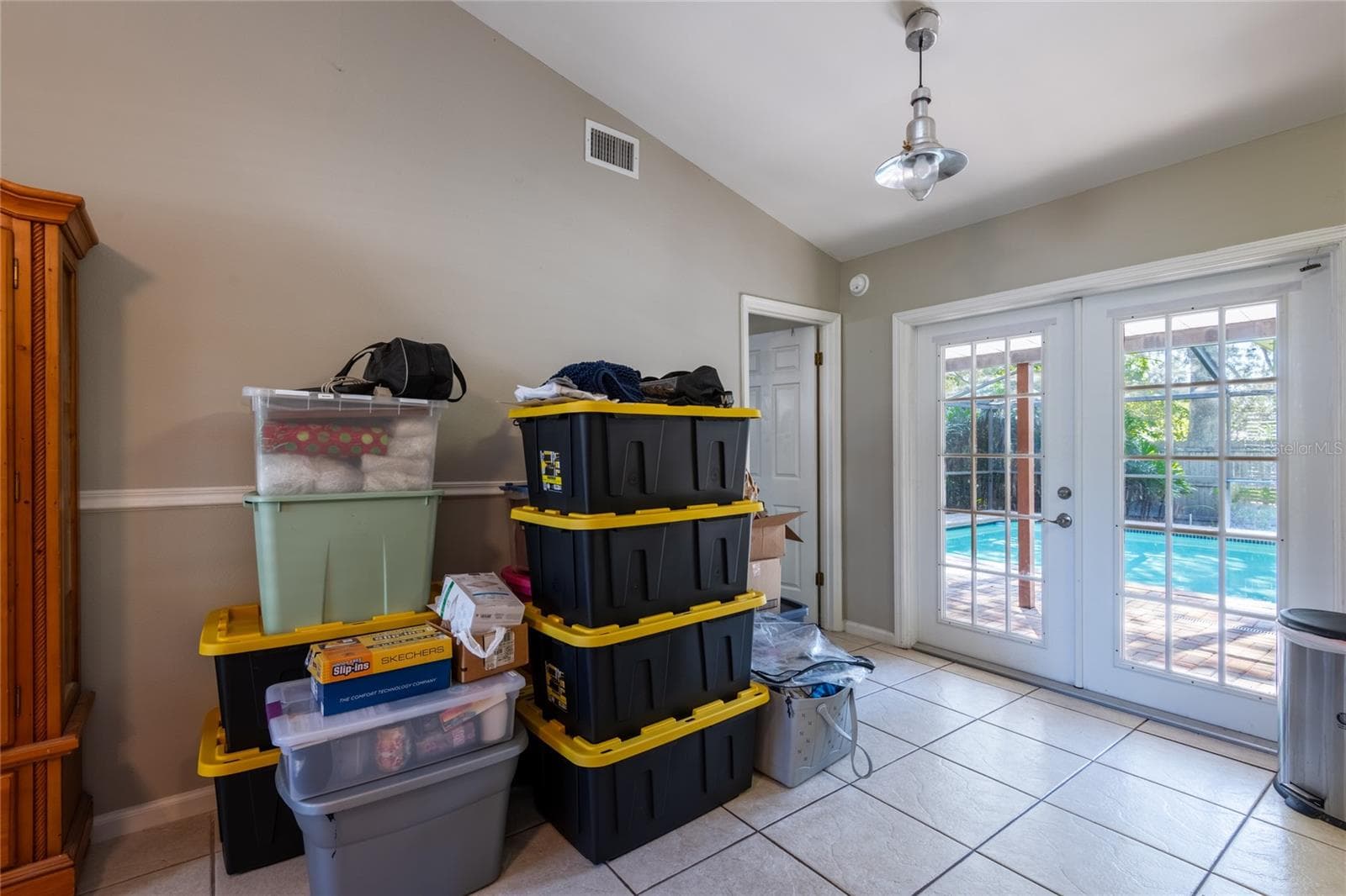 Single Family Residence at 2305 FORREST CREST CIR, LUTZ, photo 24 of 36