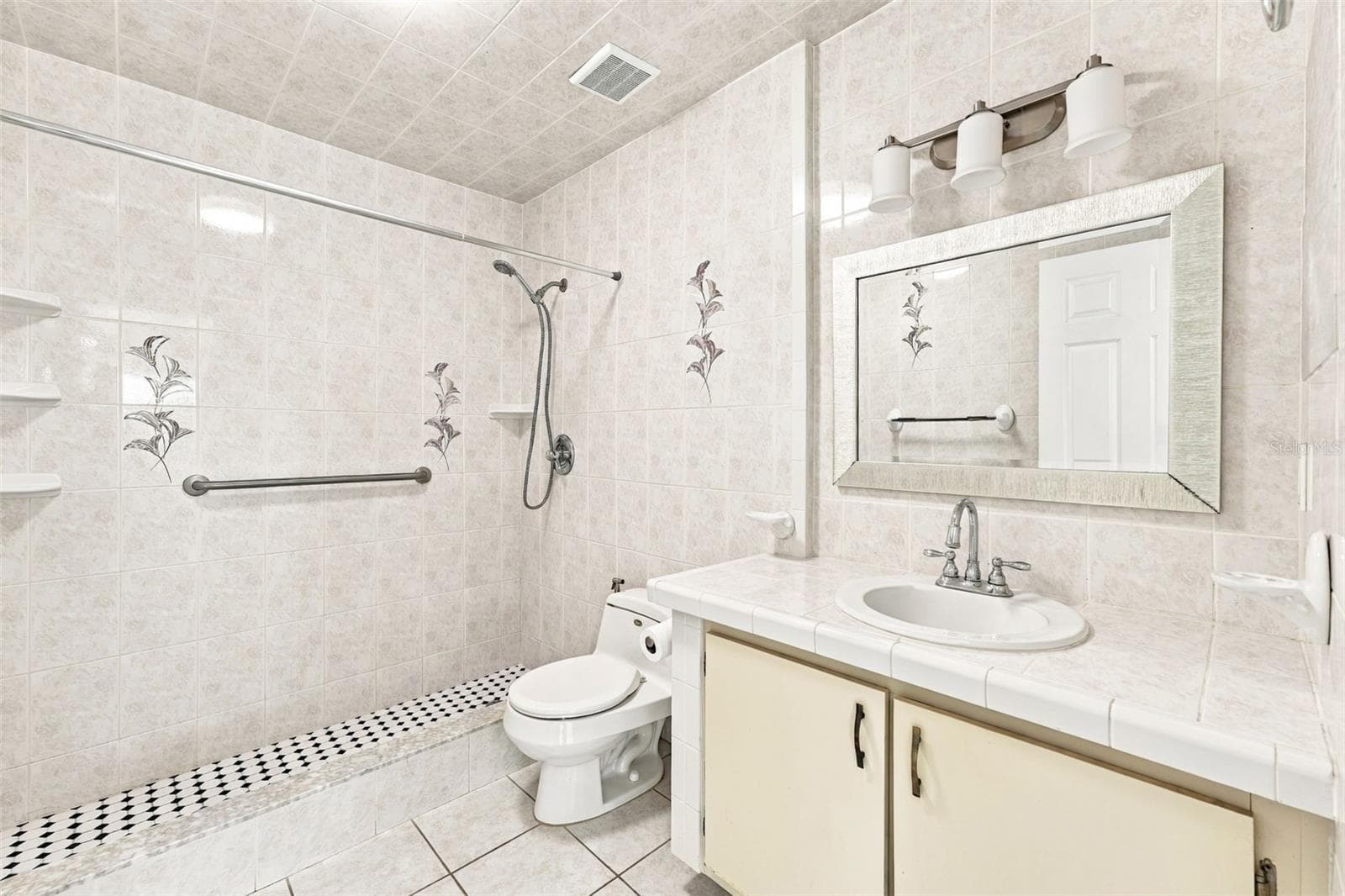 Townhouse at 5800 SAGUNTO ST, ORLANDO, photo 23 of 37