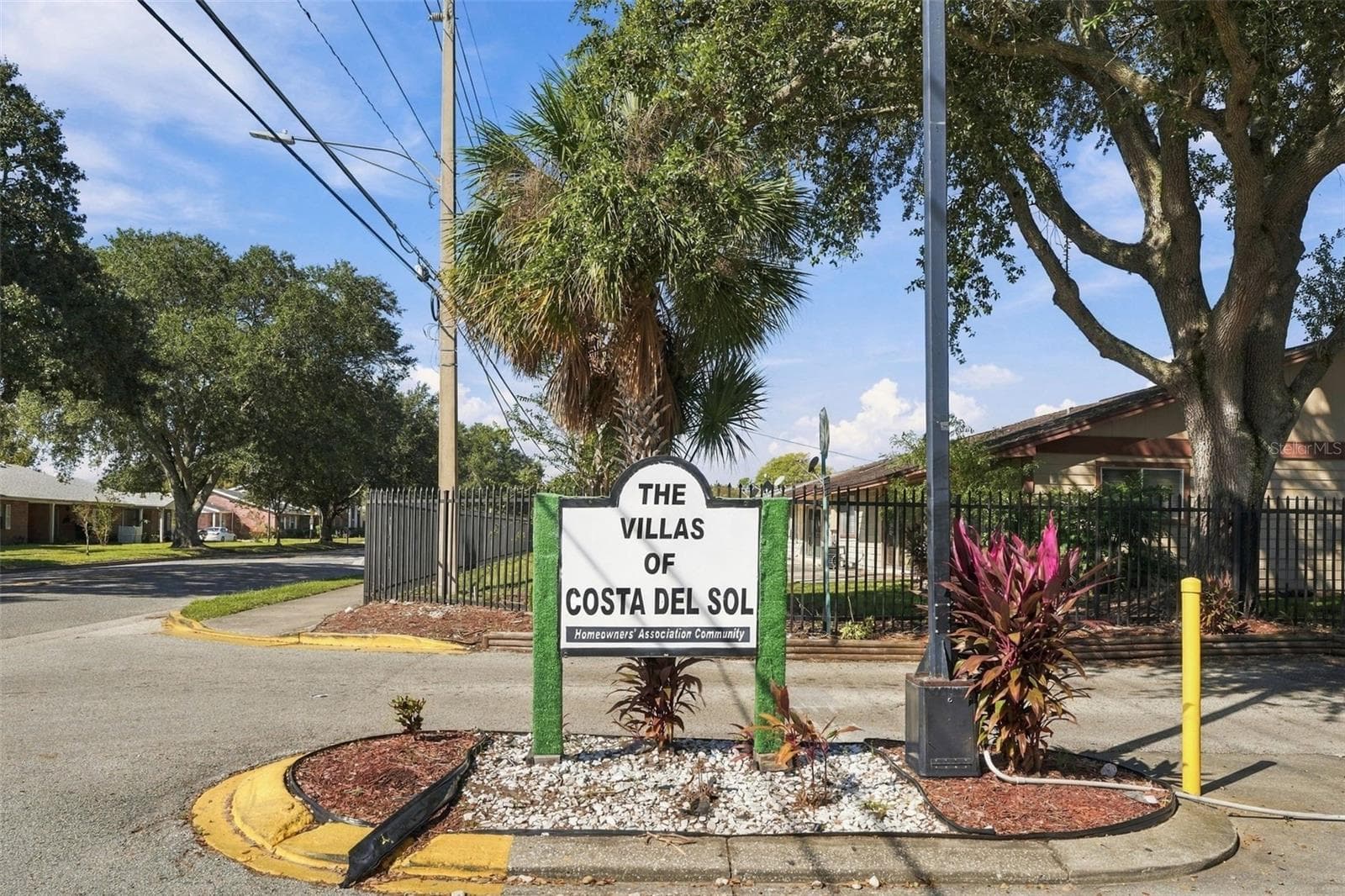 Townhouse at 5800 SAGUNTO ST, ORLANDO, photo 36 of 37