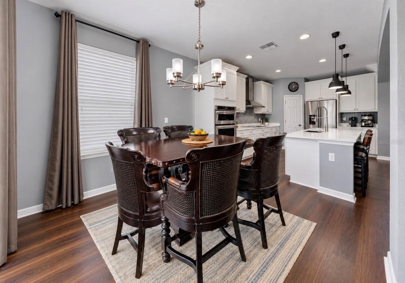 DINETTE - 10411 CARDERA DR, RIVERVIEW