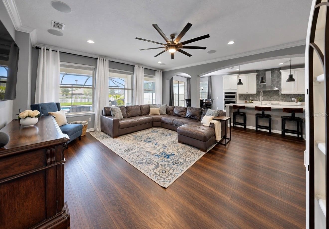 FAMILY ROOM - 10411 CARDERA DR, RIVERVIEW