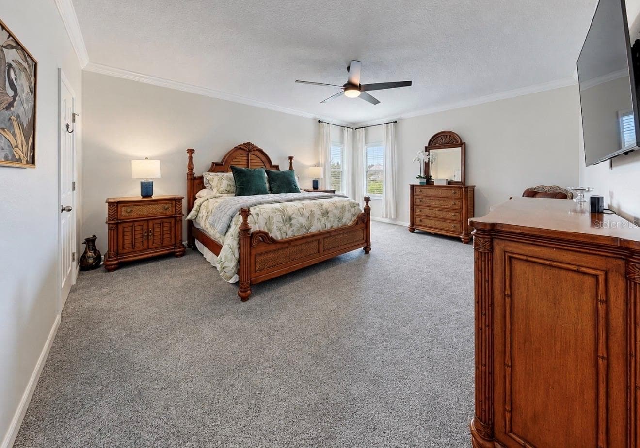 PRIMARY BEDROOM - HUGE - 10411 CARDERA DR, RIVERVIEW