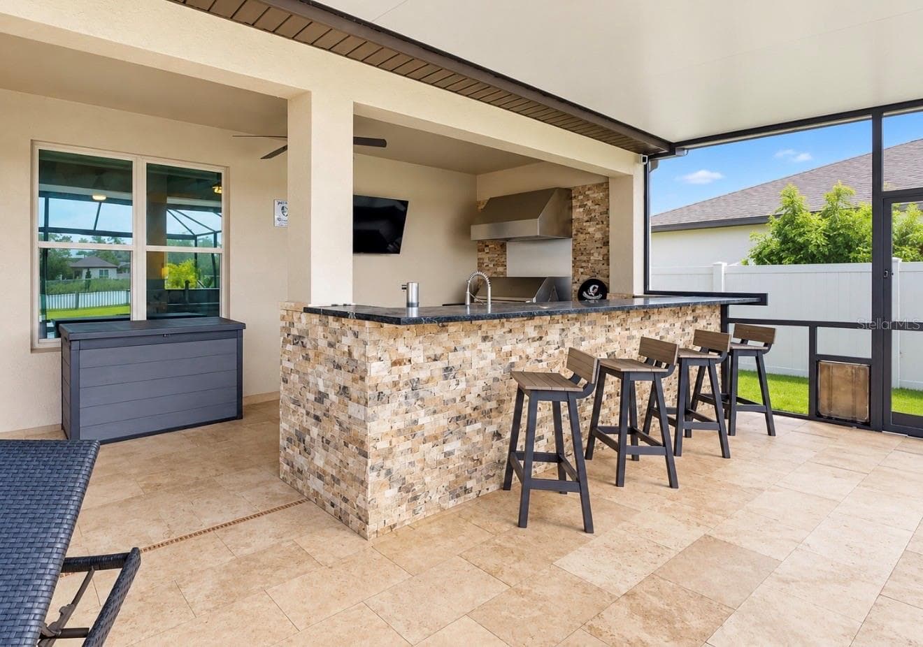 LED LIT BAR TOP - 10411 CARDERA DR, RIVERVIEW