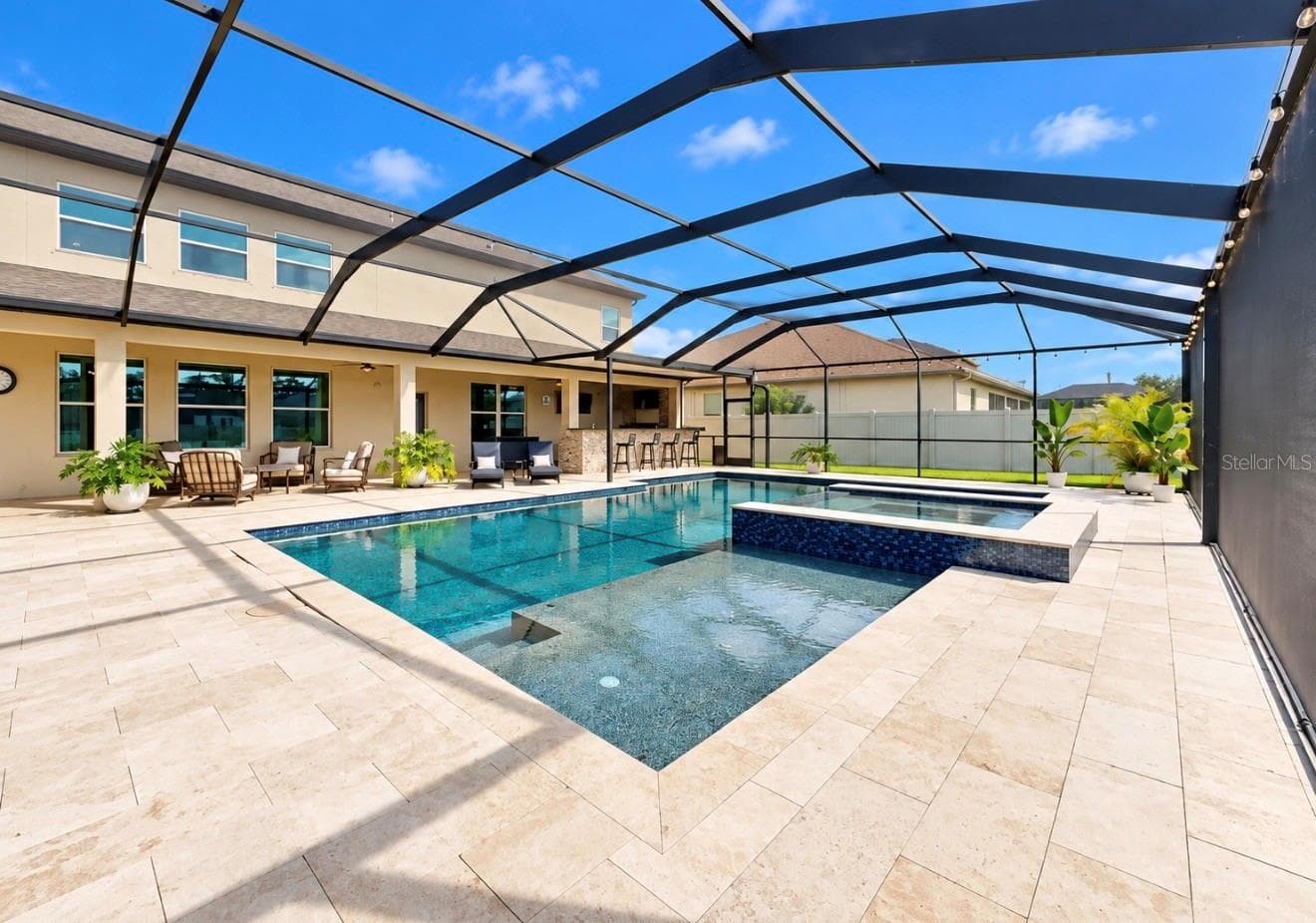DUAL SUN SHELFS - 10411 CARDERA DR, RIVERVIEW