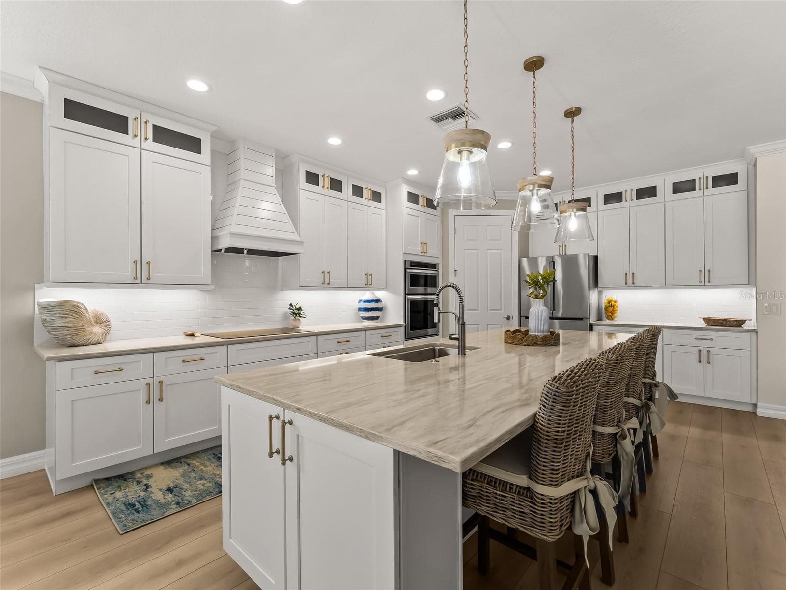 Single Family Residence at 19864 PETRINO ST, VENICE, photo 13 of 78