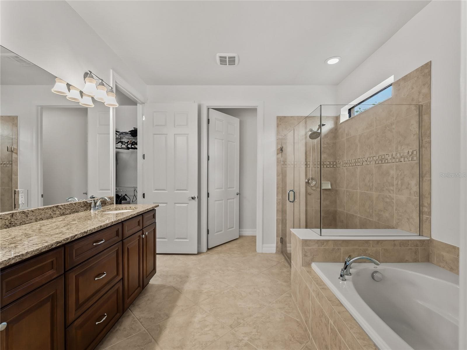 Single Family Residence at 19864 PETRINO ST, VENICE, photo 32 of 78