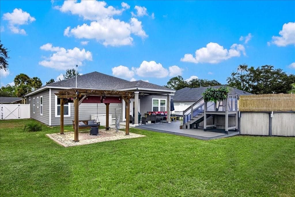 Single Family Residence at 30 RANWOOD LN, PALM COAST, photo 8 of 40